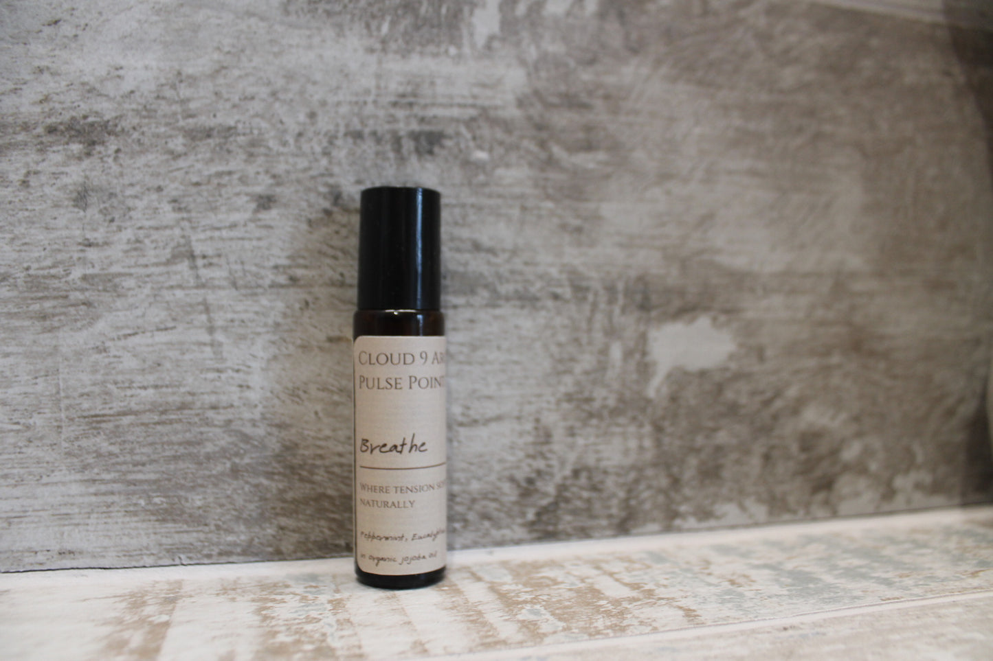 Breathe Aromatherapy Pulse Point Roller | Peppermint, Eucalyptus & Frankincense